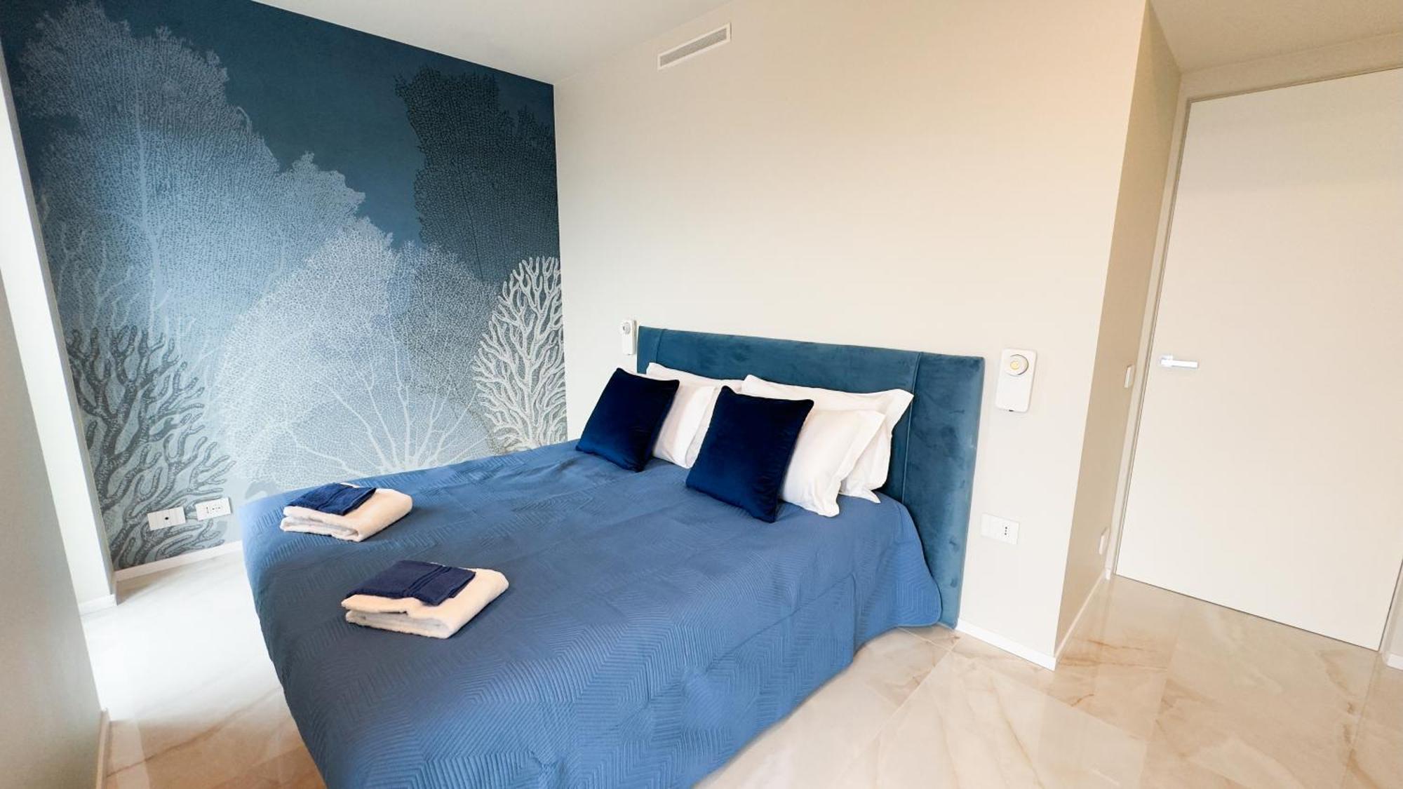 Seafront Modern Farmont Acquamarine Suite Кіоджа Екстер'єр фото