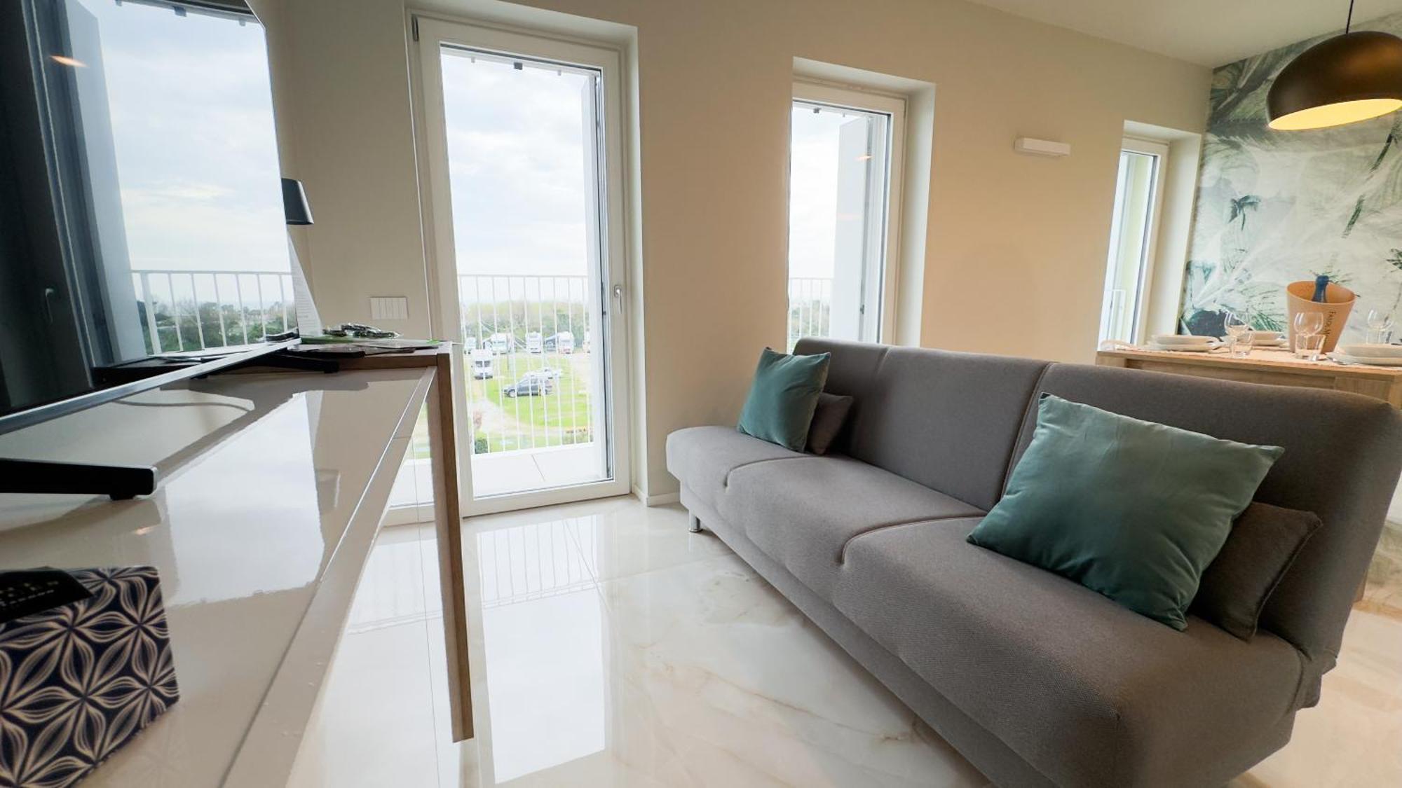 Seafront Modern Farmont Acquamarine Suite Кіоджа Екстер'єр фото